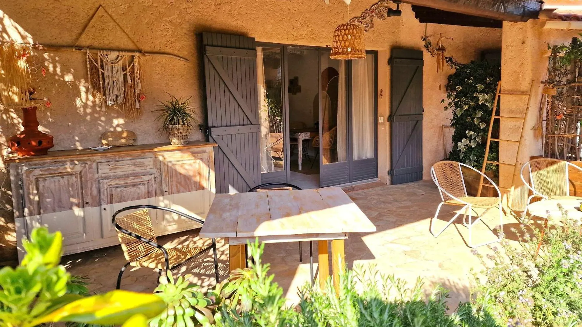 Le Mas de San Lou Cabasse France
